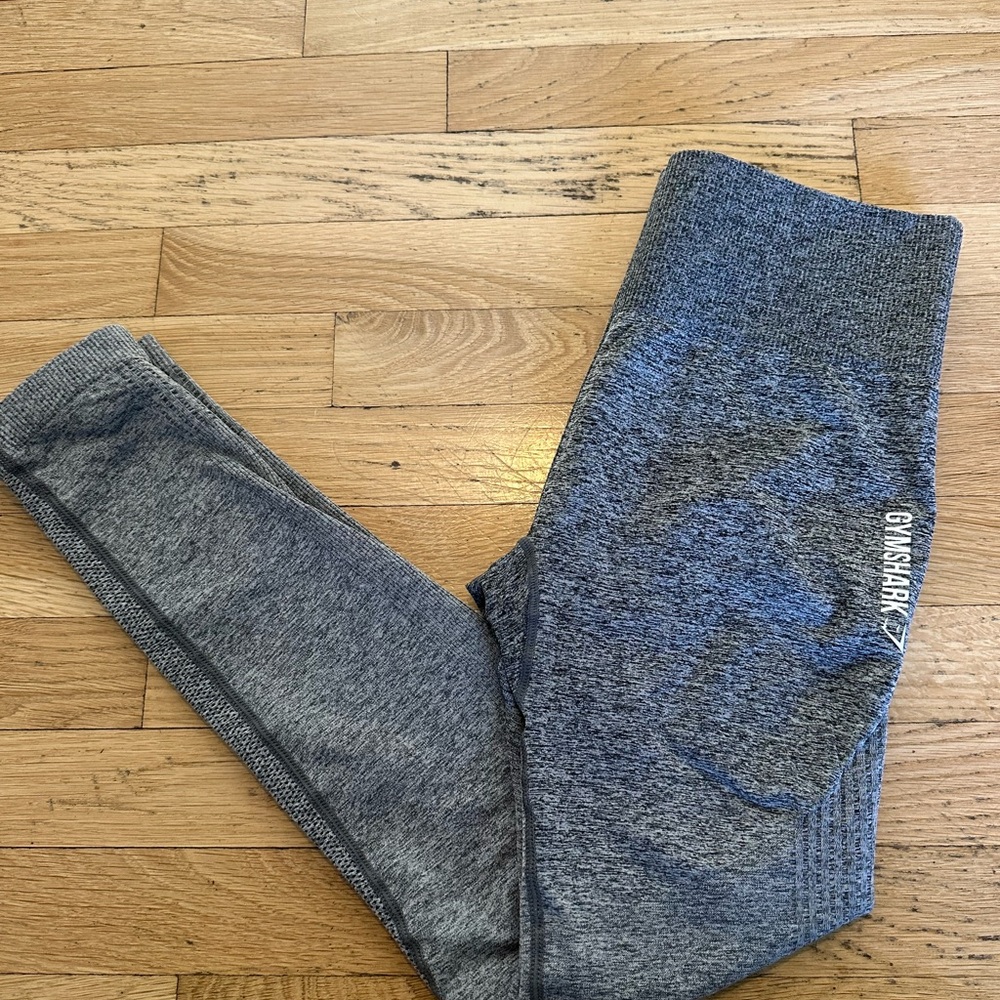 Gymshark Charcoal High-Waist 7/8 length Leggings - best for women’s size Small